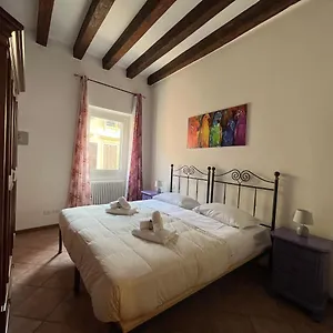 Residenza Montecchi Apartament