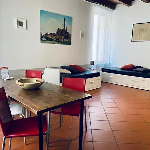 Appartamento Sottoriva 12 Center Large, Verona
